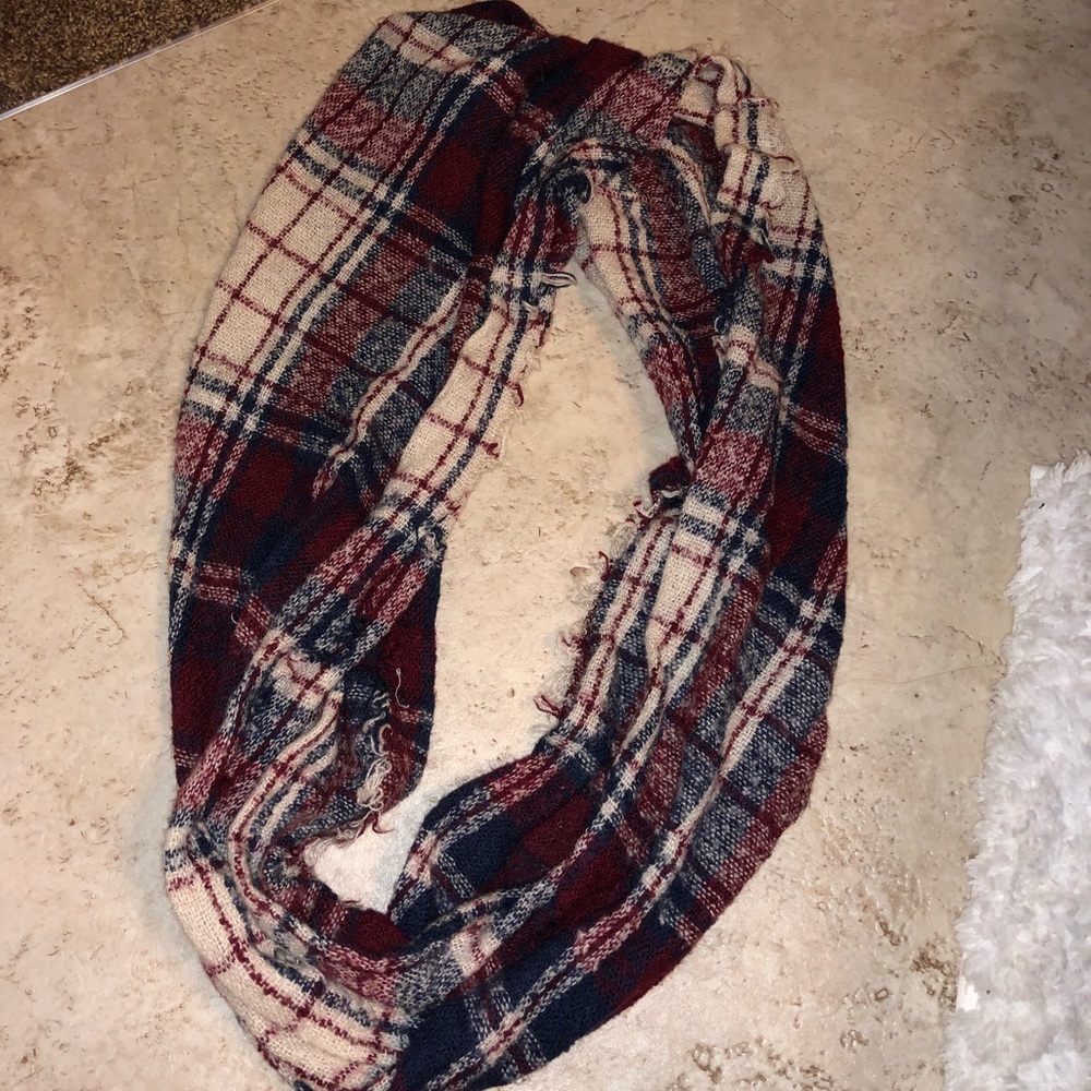 Circle scarf